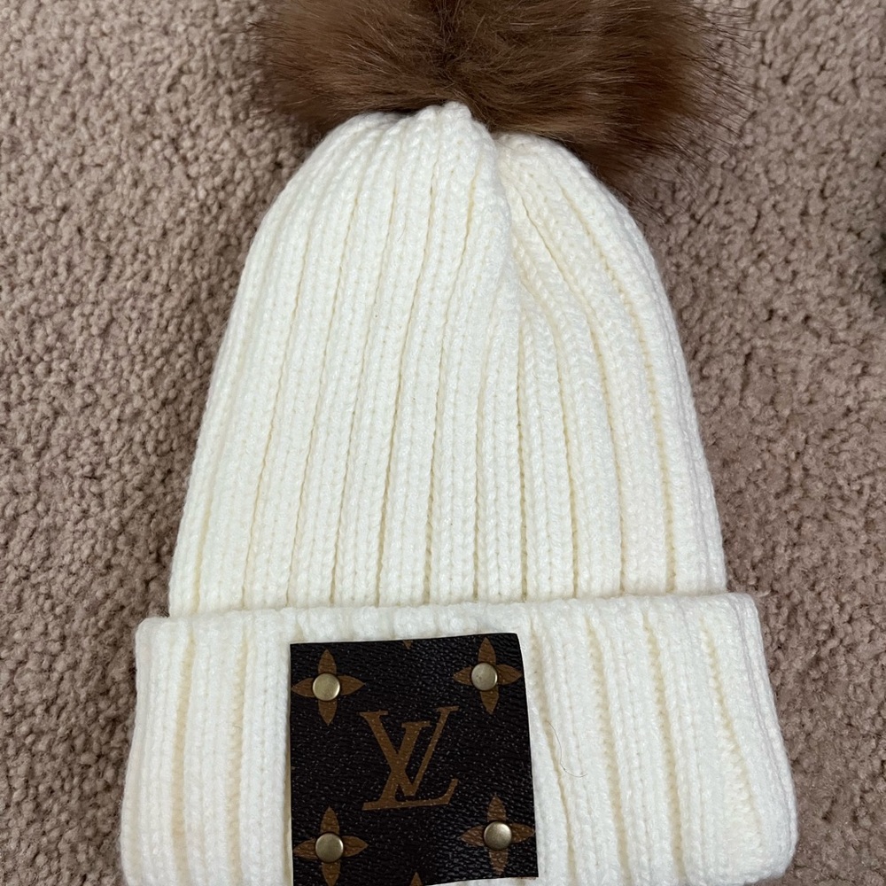 white beanie